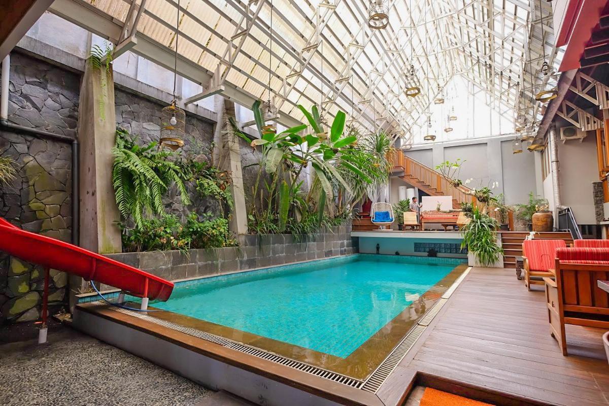 Rumah Stroberi Organic Farm & Family Lodge 렘뱅 외부 사진