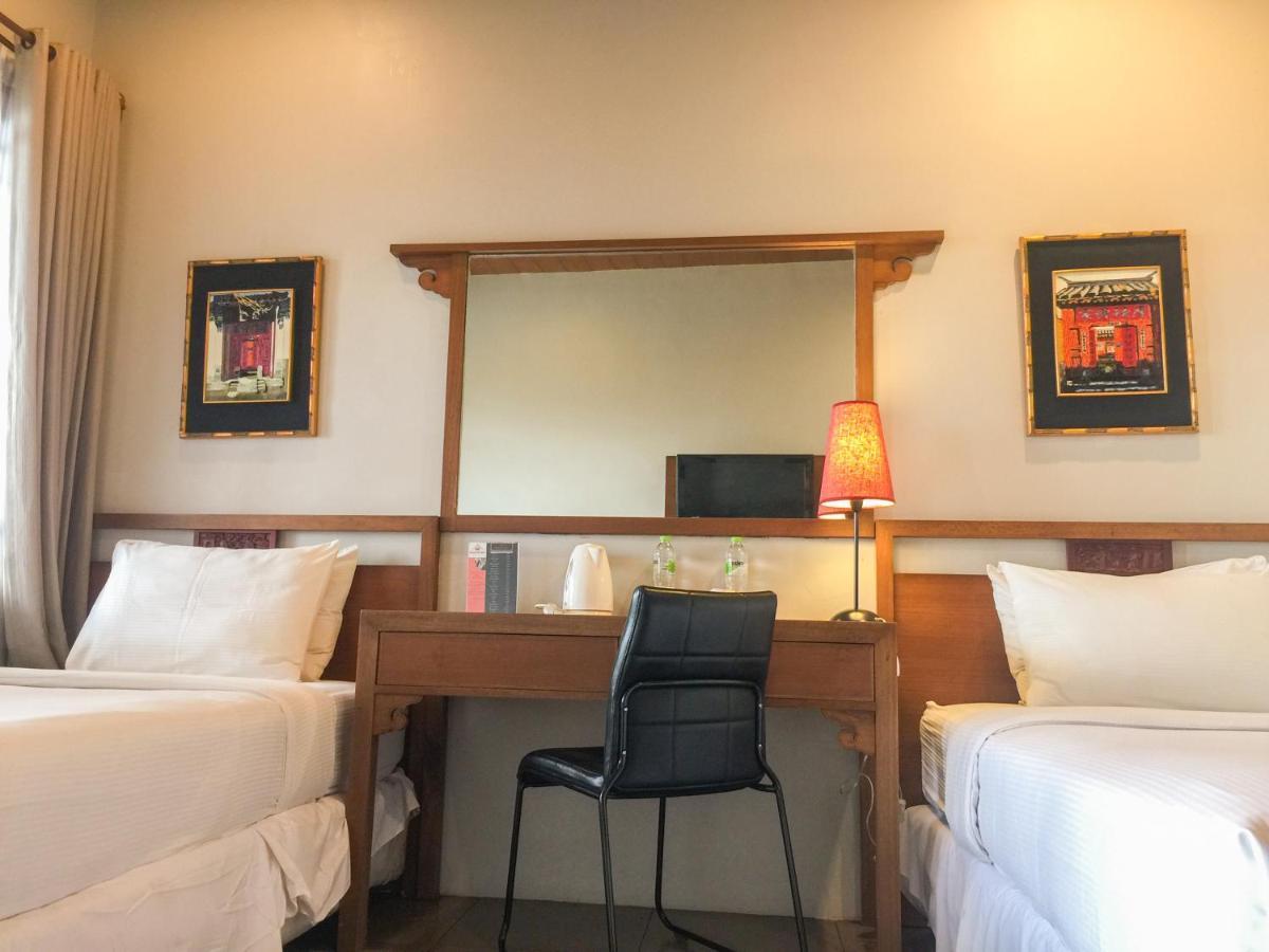Rumah Stroberi Organic Farm & Family Lodge 렘뱅 외부 사진