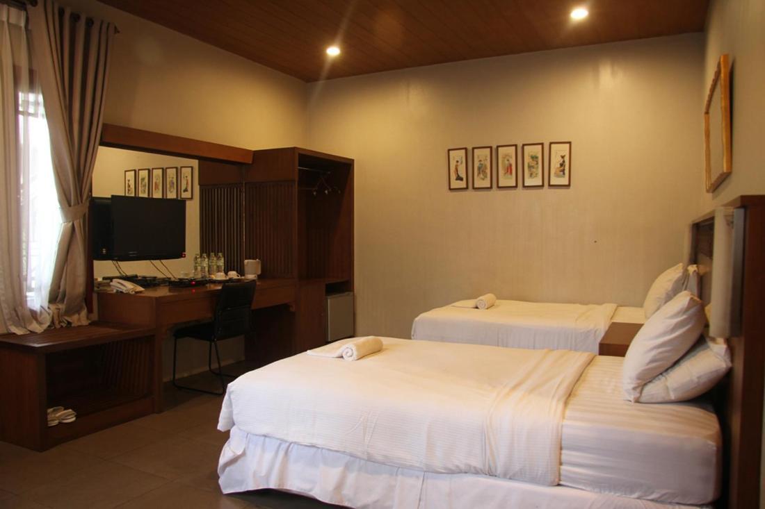 Rumah Stroberi Organic Farm & Family Lodge 렘뱅 외부 사진