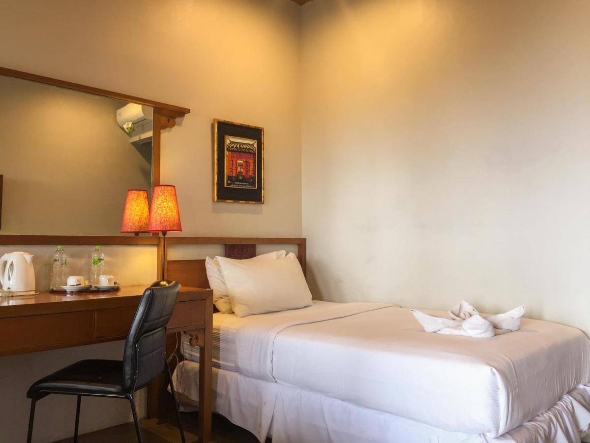 Rumah Stroberi Organic Farm & Family Lodge 렘뱅 외부 사진