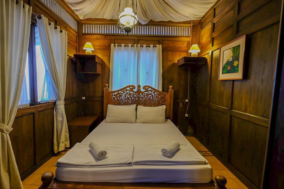 Rumah Stroberi Organic Farm & Family Lodge 렘뱅 외부 사진