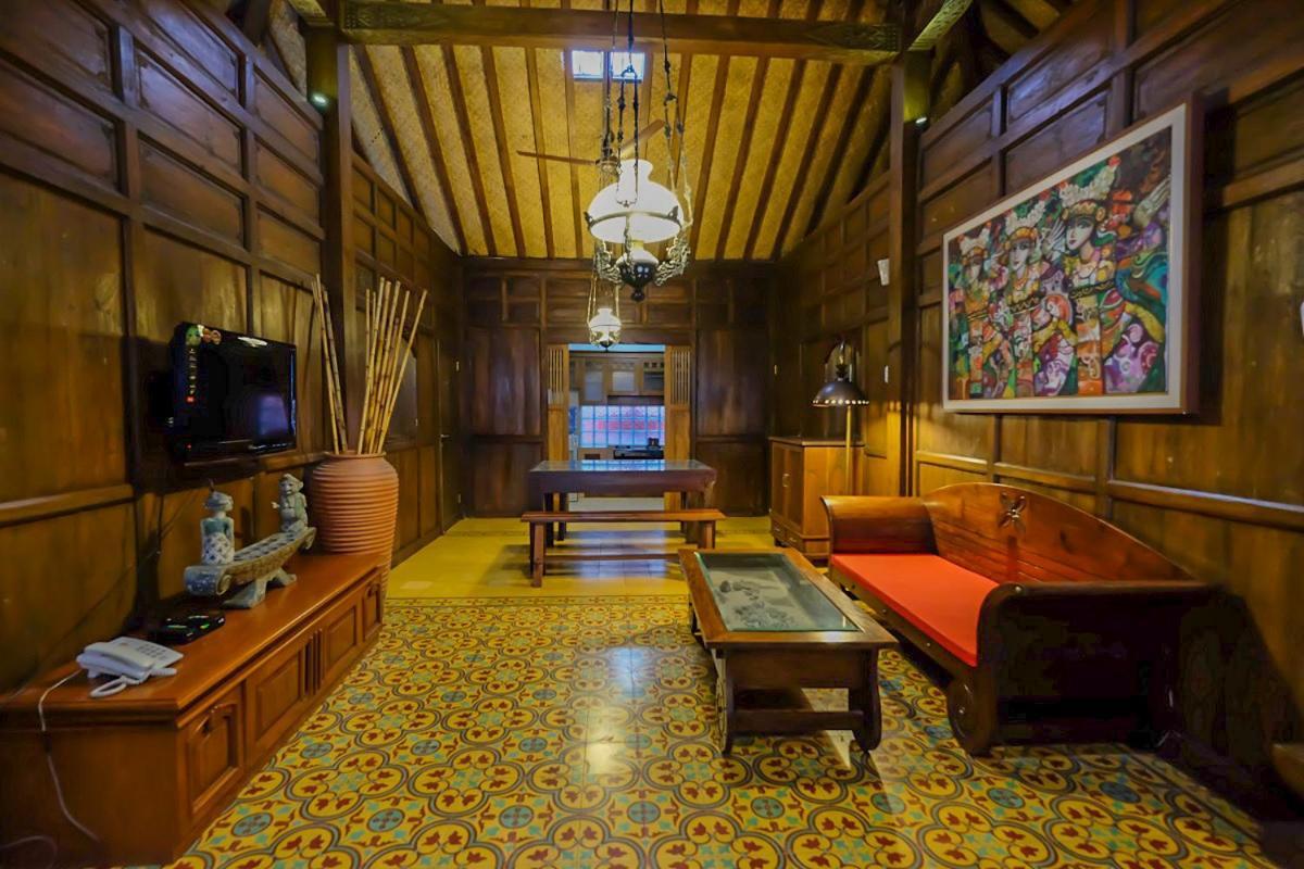 Rumah Stroberi Organic Farm & Family Lodge 렘뱅 외부 사진