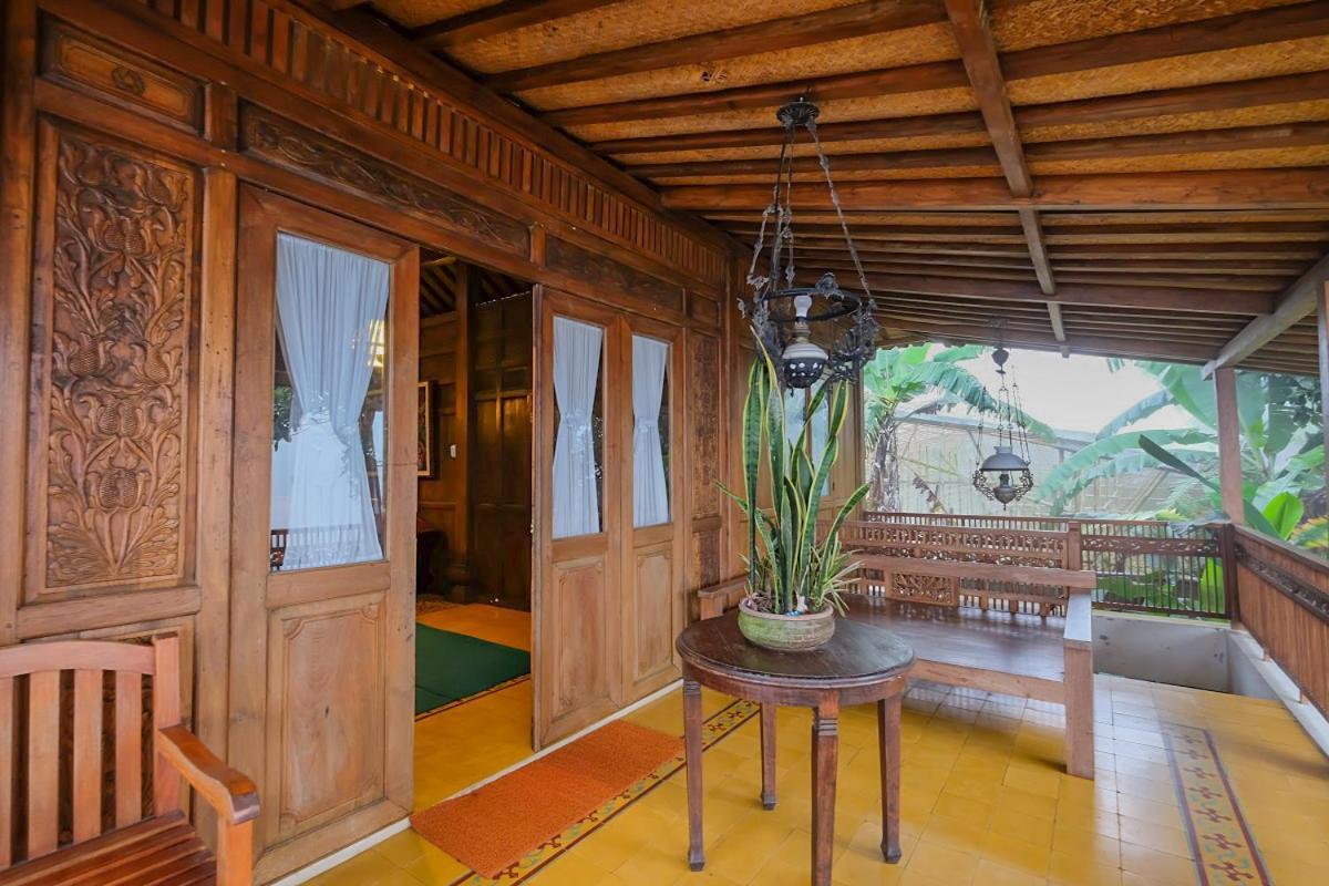 Rumah Stroberi Organic Farm & Family Lodge 렘뱅 외부 사진